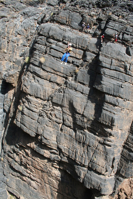 09. Den første tur på tværs